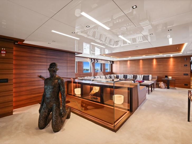 MAGNA GRECIA Custom 63m - sky lounge display MAGNA GRECIA Custom 63m - sky lounge display
