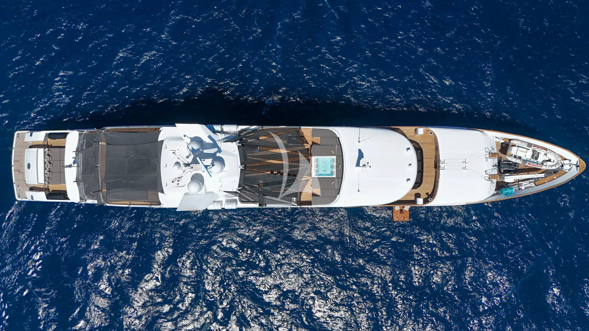 MAGNA GRECIA Custom 63m - top shot