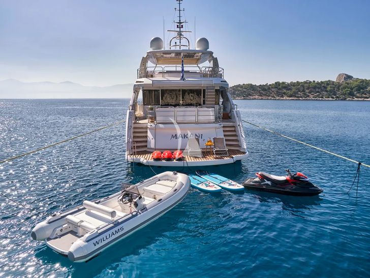 MAKANI II Predator 115 - yacht anchored with water toys MAKANI II Predator 115 - yacht anchored with water toys