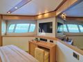 MAKANI II Sunseeker Predator 115 - VIP cabin 2 TV MAKANI II Sunseeker Predator 115 - VIP cabin 2 TV