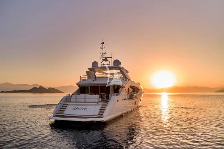 Charter Yacht MAKANI II - Sunseeker 115 - 5 Cabins - Athens - Mykonos - Paros - Cyclades - Greece