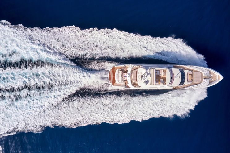 Charter Yacht MAKANI II - Sunseeker 115 - 5 Cabins - Athens - Mykonos - Paros - Cyclades - Greece