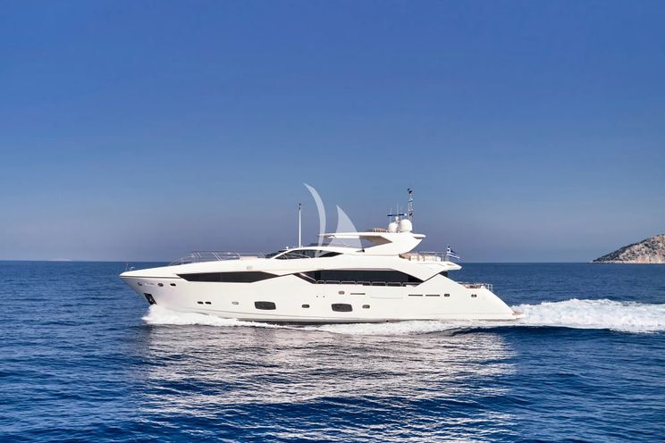 Charter Yacht MAKANI II - Sunseeker 115 - 5 Cabins - Athens - Mykonos - Paros - Cyclades - Greece