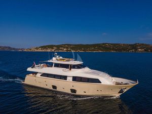 EOLIA - Ferretti 86 - 5 Cabins - Naples - Capri - Positano - Amalfi Coast - Italy EOLIA - Ferretti 86 - 5 Cabins - Naples - Capri - Positano - Amalfi Coast - Italy