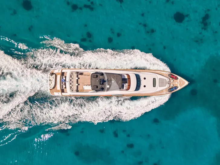 MAMA MIA Maiora 39DP - top aerial shot cruising MAMA MIA Maiora 39DP - top aerial shot cruising