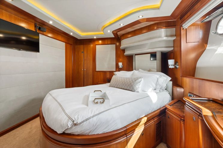 Charter Yacht MAMBO - Ferretti 112 - 4 Cabins - Nassau - Marsh Harbour - Exumas - Bahamas