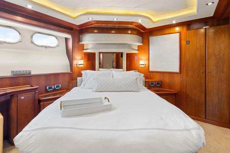 Charter Yacht MAMBO - Ferretti 112 - 4 Cabins - Nassau - Marsh Harbour - Exumas - Bahamas