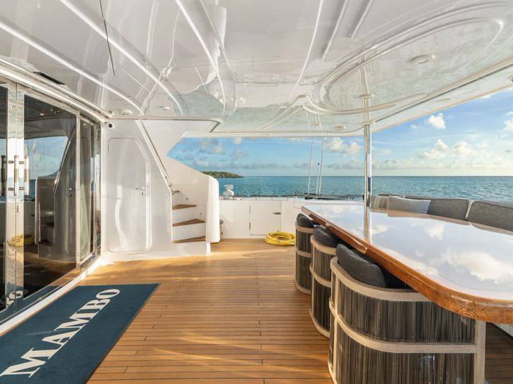 MAMBO Ferretti 112 - aft deck dining area MAMBO Ferretti 112 - aft deck dining area