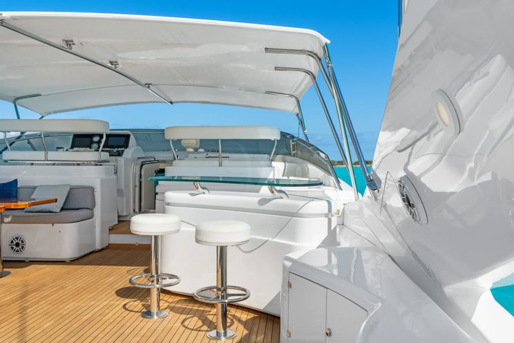 Charter Yacht MAMBO - Ferretti 112 - 4 Cabins - Nassau - Marsh Harbour - Exumas - Bahamas