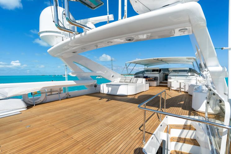 Charter Yacht MAMBO - Ferretti 112 - 4 Cabins - Nassau - Marsh Harbour - Exumas - Bahamas