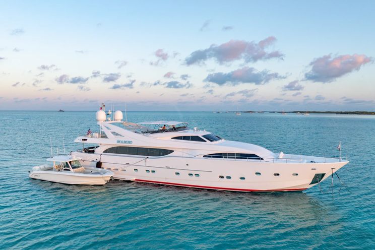 Charter Yacht MAMBO - Ferretti 112 - 4 Cabins - Nassau - Marsh Harbour - Exumas - Bahamas