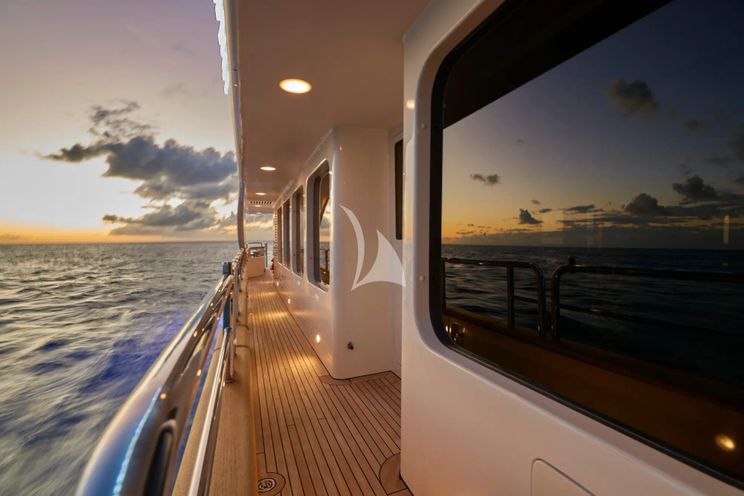 Charter Yacht MAMMA MIA - Benetti Classic 120 - St Martin - St Barths - Leewards - Caribbean