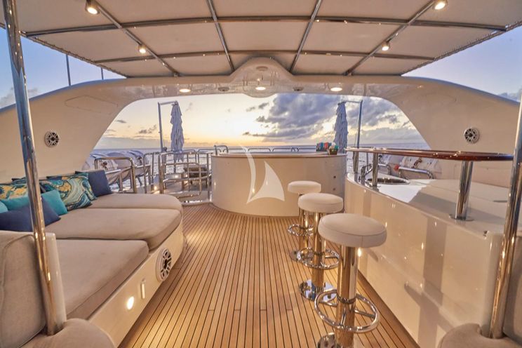 Charter Yacht MAMMA MIA - Benetti Classic 120 - St Martin - St Barths - Leewards - Caribbean