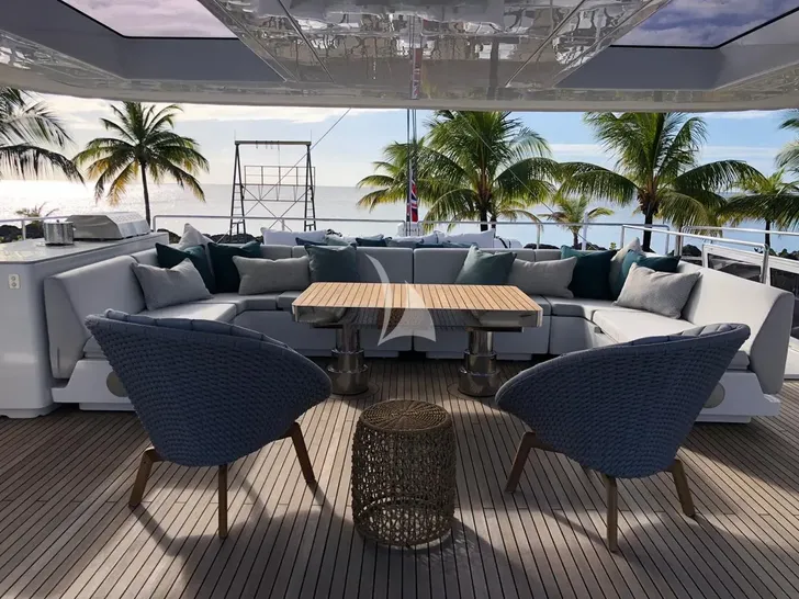 MANA KAI Sunreef 80 - flybridge dining lounge MANA KAI Sunreef 80 - flybridge dining lounge
