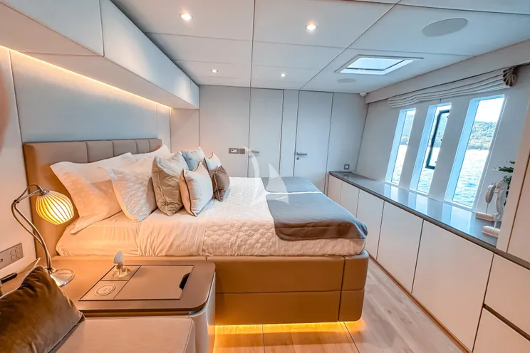 Charter Yacht MANA KAI - Sunreef 80 - 4 Cabins - Monaco - Cannes - St Tropez - Nice - Antibes - French Riviera