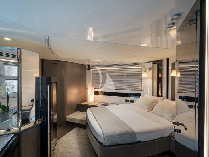 MANARA PRIMA 70 Azimut - master cabin MANARA PRIMA 70 Azimut - master cabin