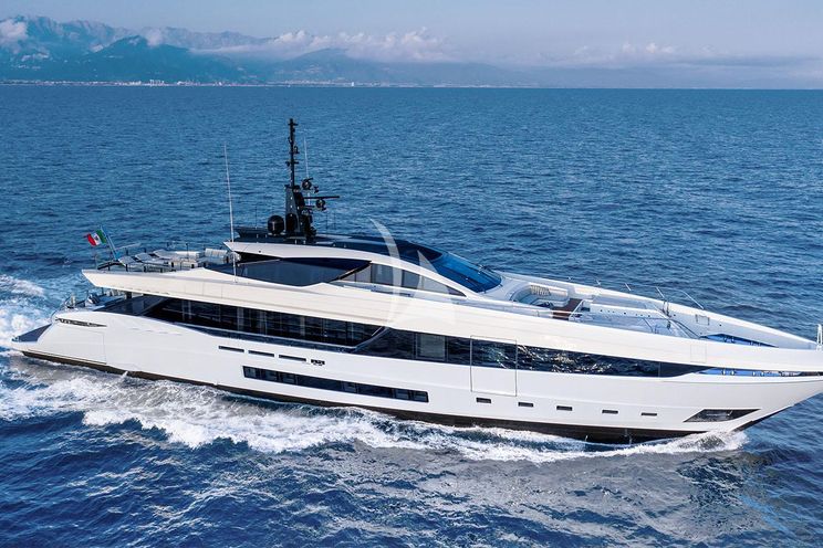 Charter Yacht MANGUSTA GRANSPORT 45 - 5 Cabins - Cannes - Monaco - St. Tropez - French Rivera - South of France