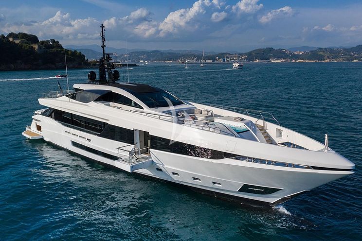 Charter Yacht MANGUSTA GRANSPORT 45 - 5 Cabins - Cannes - Monaco - St. Tropez - French Rivera - South of France