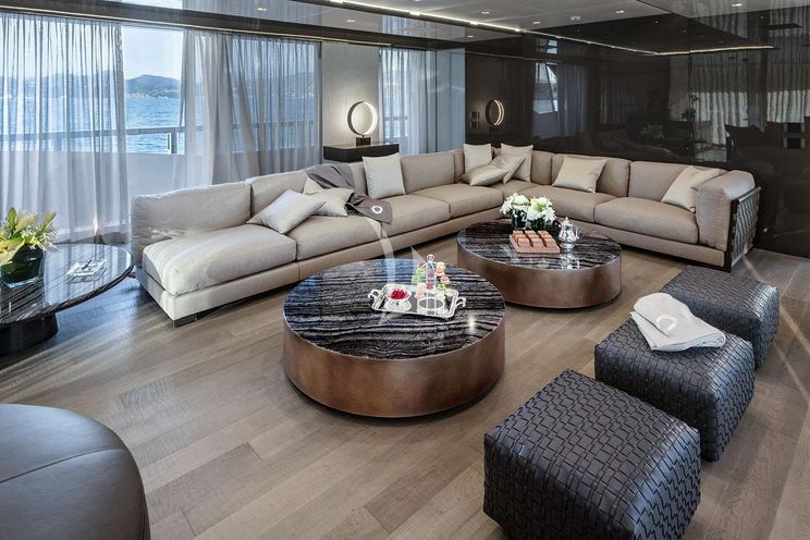 Charter Yacht MANGUSTA GRANSPORT 45 - 5 Cabins - Cannes - Monaco - St. Tropez - French Rivera - South of France