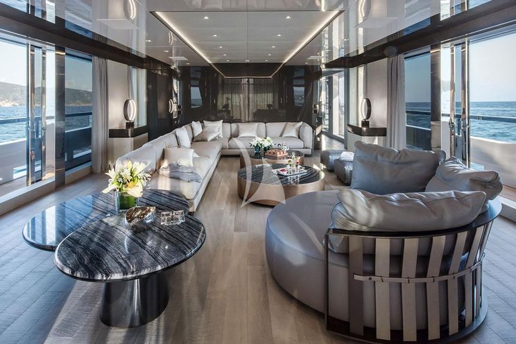 Charter Yacht MANGUSTA GRANSPORT 45 - 5 Cabins - Cannes - Monaco - St. Tropez - French Rivera - South of France