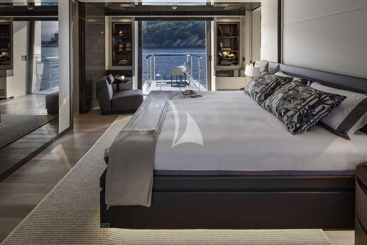 Charter Yacht MANGUSTA GRANSPORT 45 - 5 Cabins - Cannes - Monaco - St. Tropez - French Rivera - South of France