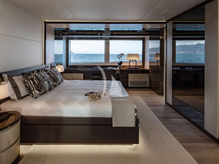 MANGUSTA GRANSPORT 45 - master cabin MANGUSTA GRANSPORT 45 - master cabin