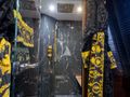 MANU V Leopard Arno 34m master cabin shower