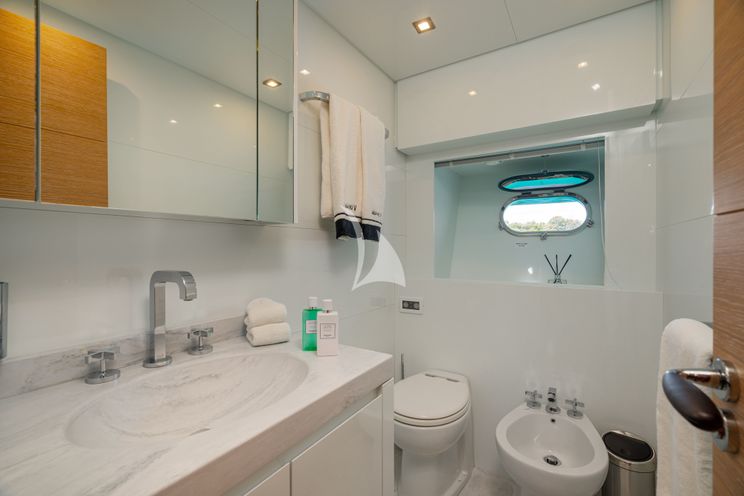 Charter Yacht MANU V - Leopard(Arno)34m - 5 Cabins - Naples - Capri - Positano - La Spezia - Amalfi Coast - Italy