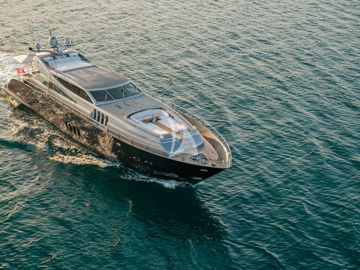 MANU V Leopard Arno 34m - cruising MANU V Leopard Arno 34m - cruising