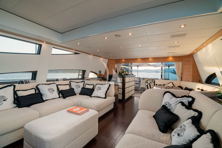 Charter Yacht MANU V - Leopard(Arno)34m - 5 Cabins - Naples - Capri - Positano - La Spezia - Amalfi Coast - Italy