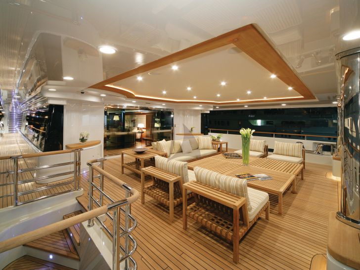 MARAYA Aft Deck Main MARAYA Aft Deck Main