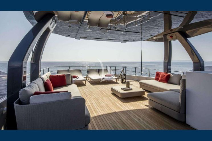 Charter Yacht MARIA THERESA - Ferretti Custom Line Navetta 33 - 5 Cabins - Monaco - Cannes - St. Tropez - French Riviera