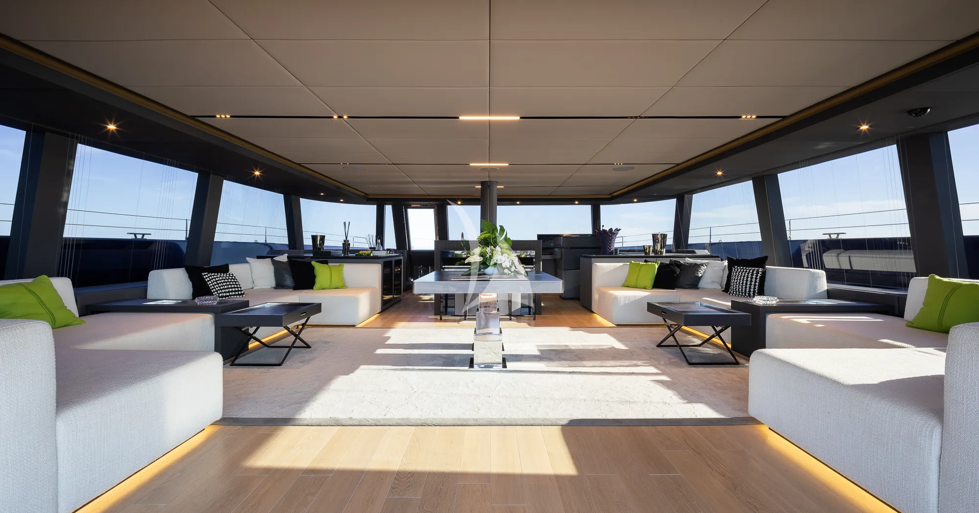 MARIE JOSEPH Sunreef 80 Eco - main saloon