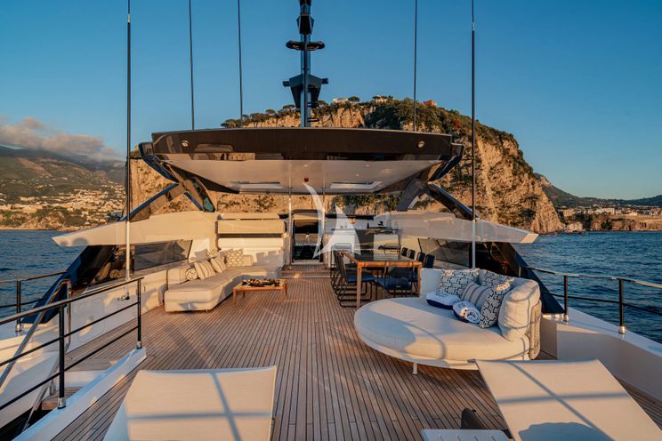 Charter Yacht MARICAN FOREVER - Ferretti Custom Line 106 - Naples - Capri - Positano - Amalfi Coast - Italy