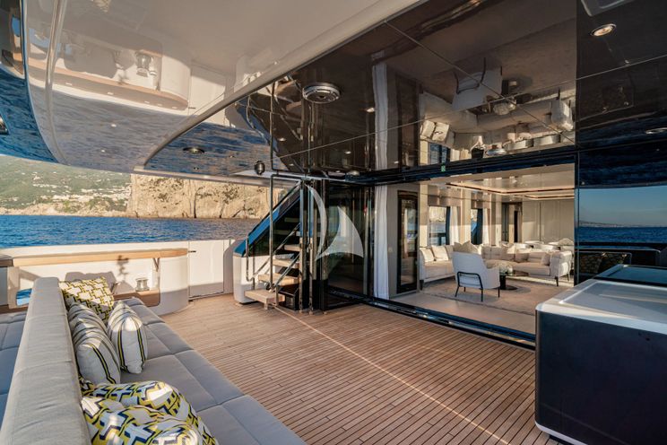 Charter Yacht MARICAN FOREVER - Ferretti Custom Line 106 - Naples - Capri - Positano - Amalfi Coast - Italy