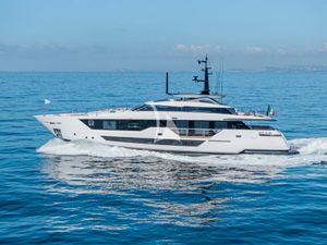MARICAN FOREVER - Ferretti Custom Line 106 - Naples - Capri - Positano - Amalfi Coast - Italy MARICAN FOREVER - Ferretti Custom Line 106 - Naples - Capri - Positano - Amalfi Coast - Italy