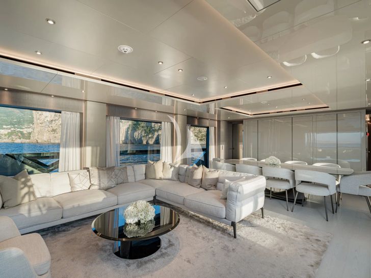 MARICAN FOREVER Ferretti Custom Line 106 - main saloon seating MARICAN FOREVER Ferretti Custom Line 106 - main saloon seating