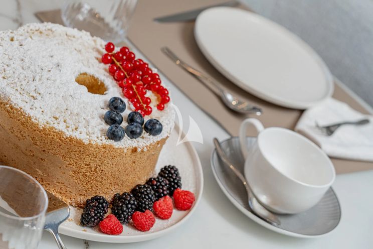 Charter Yacht MARICAN FOREVER - Ferretti Custom Line 106 - Naples - Capri - Positano - Amalfi Coast - Italy