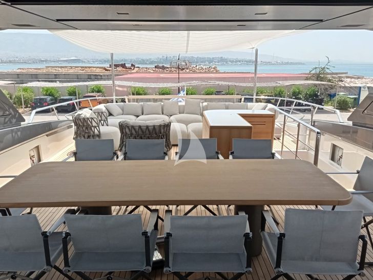 MARY Sanlorenzo SL106 flybridge MARY Sanlorenzo SL106 flybridge