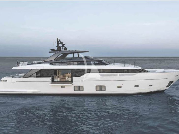 MARY Sanlorenzo SL106 side shot MARY Sanlorenzo SL106 side shot