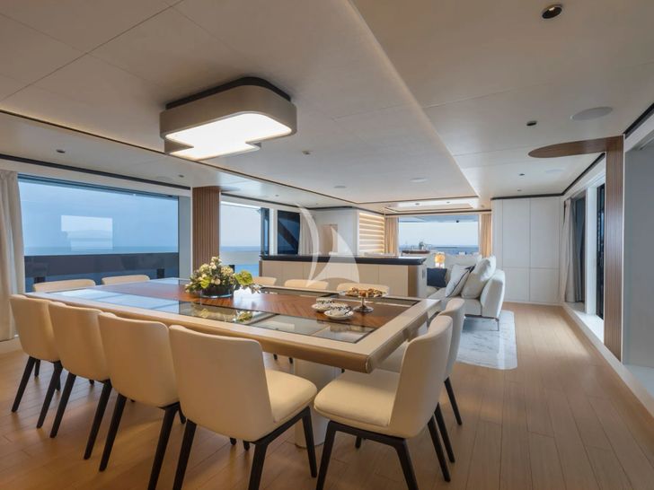 MAVERICK Mangusta Oceano 50 - main dining area MAVERICK Mangusta Oceano 50 - main dining area