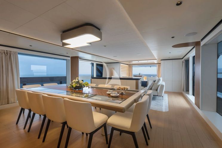 Charter Yacht MAVERICK - Mangusta Oceano 50 - 6 Cabins - Nassau - Exumas - Bahamas