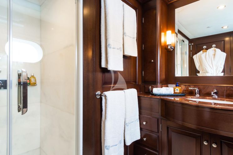 Charter Yacht MAXIMILIAN MMIV - Sunrise 45 - 5 Cabins - Athens - Mykonos - Paros - Cyclades - Greece