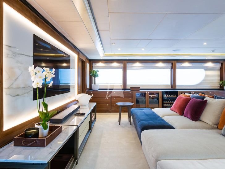 MAXIMILIAN MMIV Sunrise 45 saloon MAXIMILIAN MMIV Sunrise 45 saloon