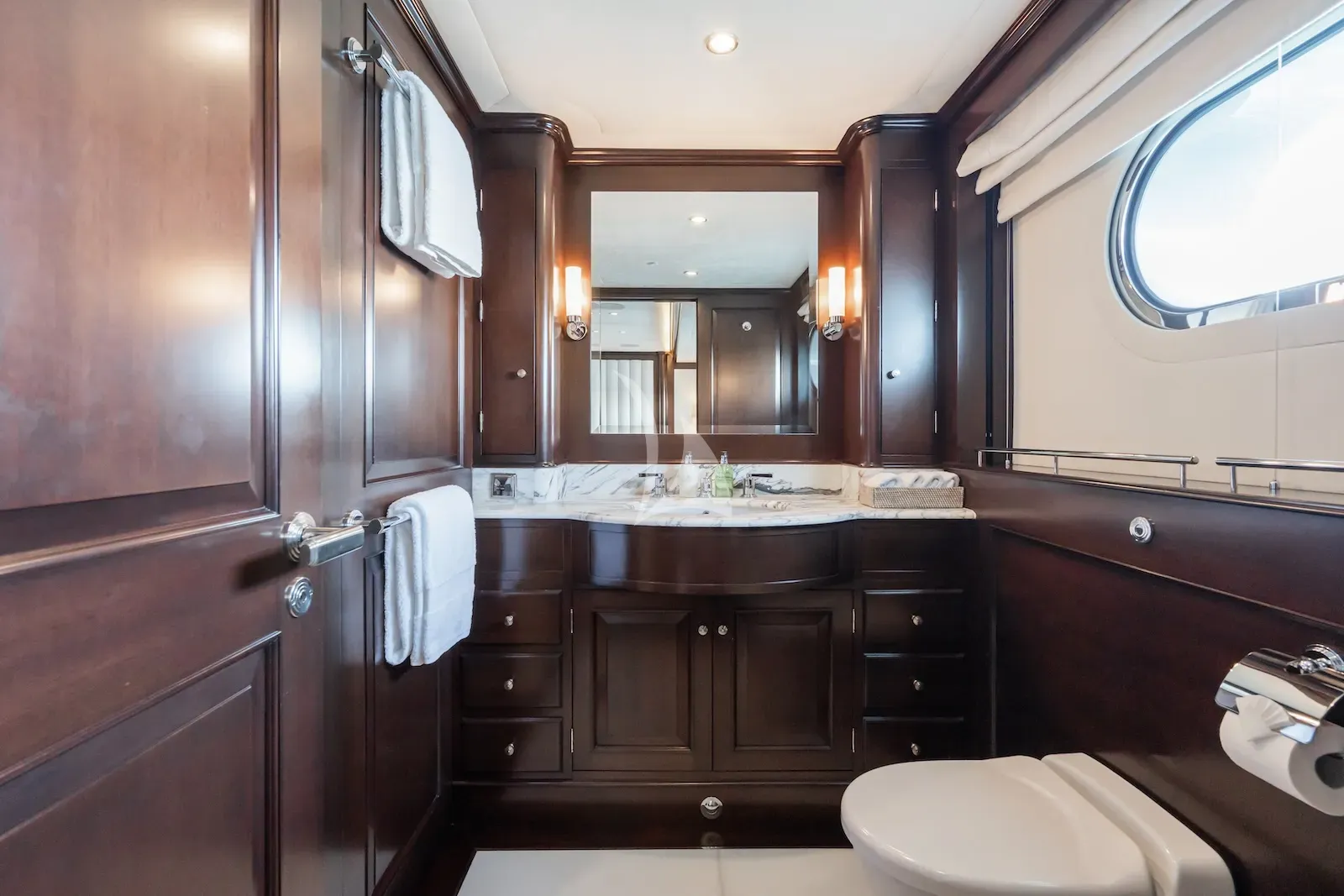 MAXIMILIAN MMIV Sunrise 45 - VIP cabin 1 bathroom