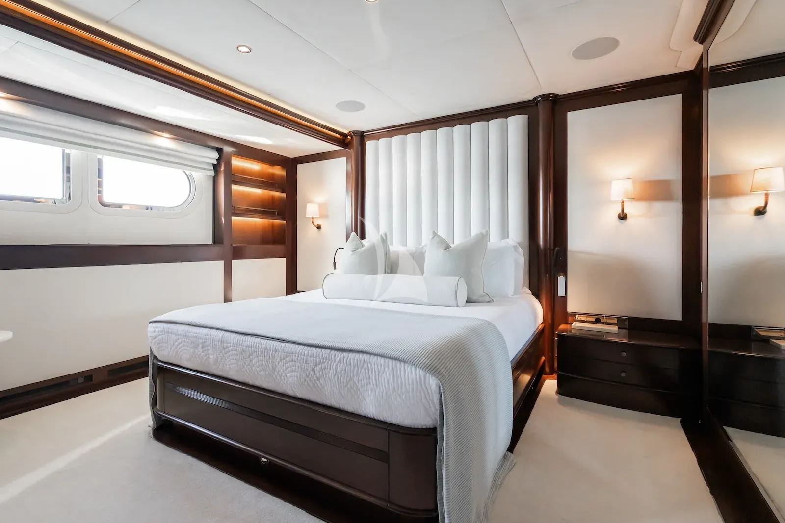 MAXIMILIAN MMIV Sunrise 45 - VIP cabin 2