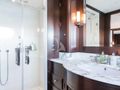 MAXIMILIAN MMIV Sunrise 45 - twin cabin bathroom MAXIMILIAN MMIV Sunrise 45 - twin cabin bathroom