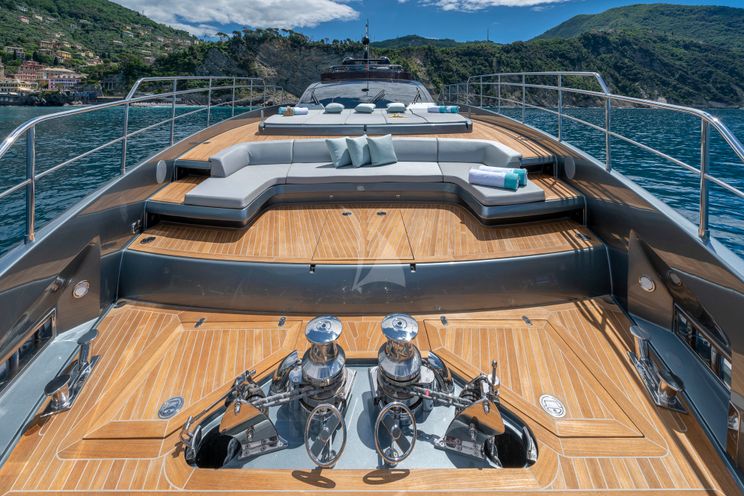 Charter Yacht MAXIMUS - Riva Corsaro 100 - 5 Cabins - Cannes - Monaco - St Tropez
