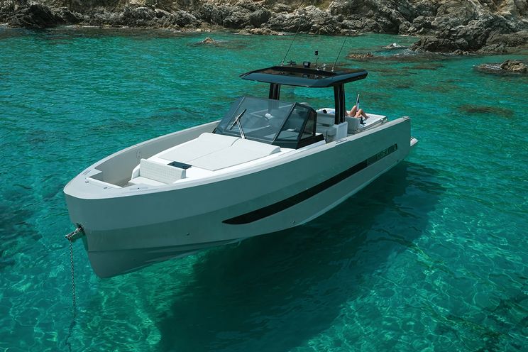 Charter Yacht MED42 - St Tropez Day Charter Yacht - Cannes - Monaco - French Riviera