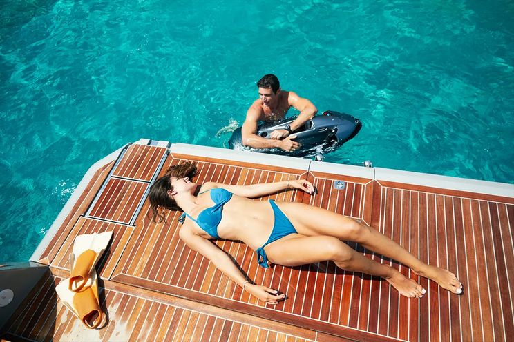 Charter Yacht MED42 - St Tropez Day Charter Yacht - Cannes - Monaco - French Riviera